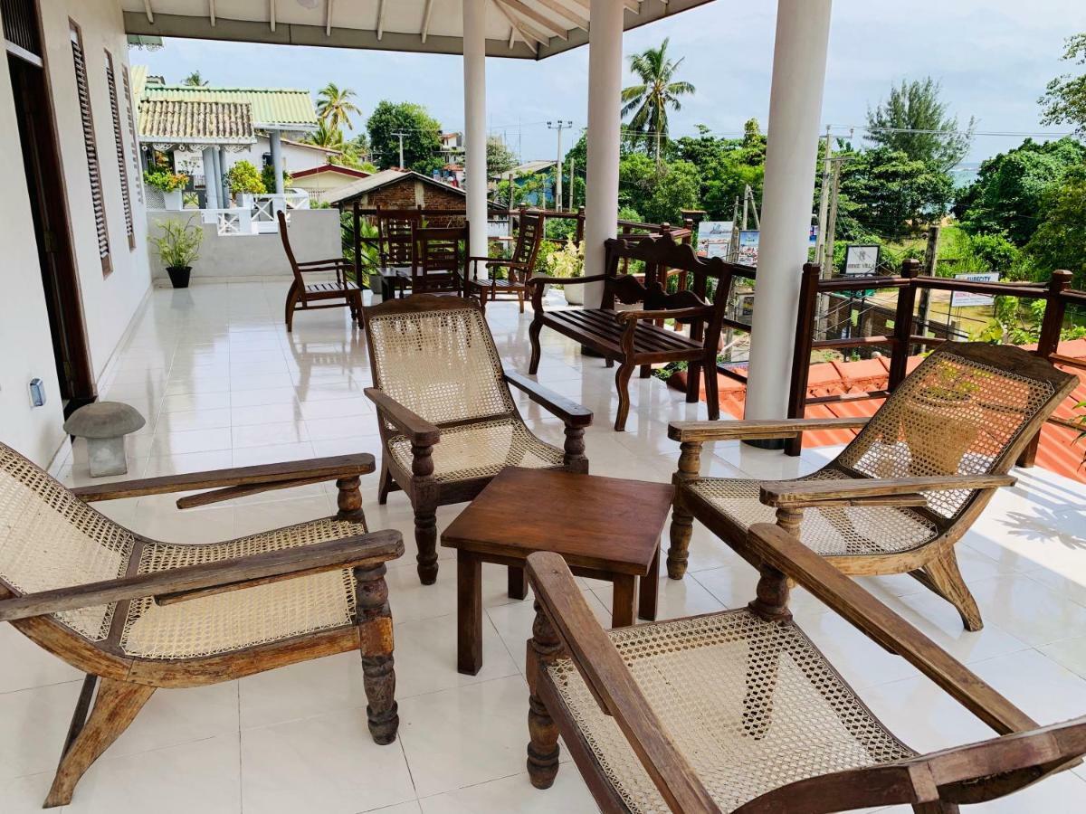 Sam's Guest House Unawatuna Extérieur photo
