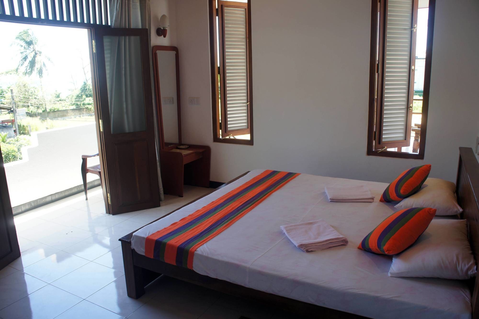 Sam's Guest House Unawatuna Extérieur photo